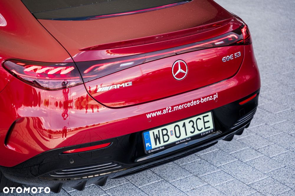 Mercedes-Benz EQE - 12