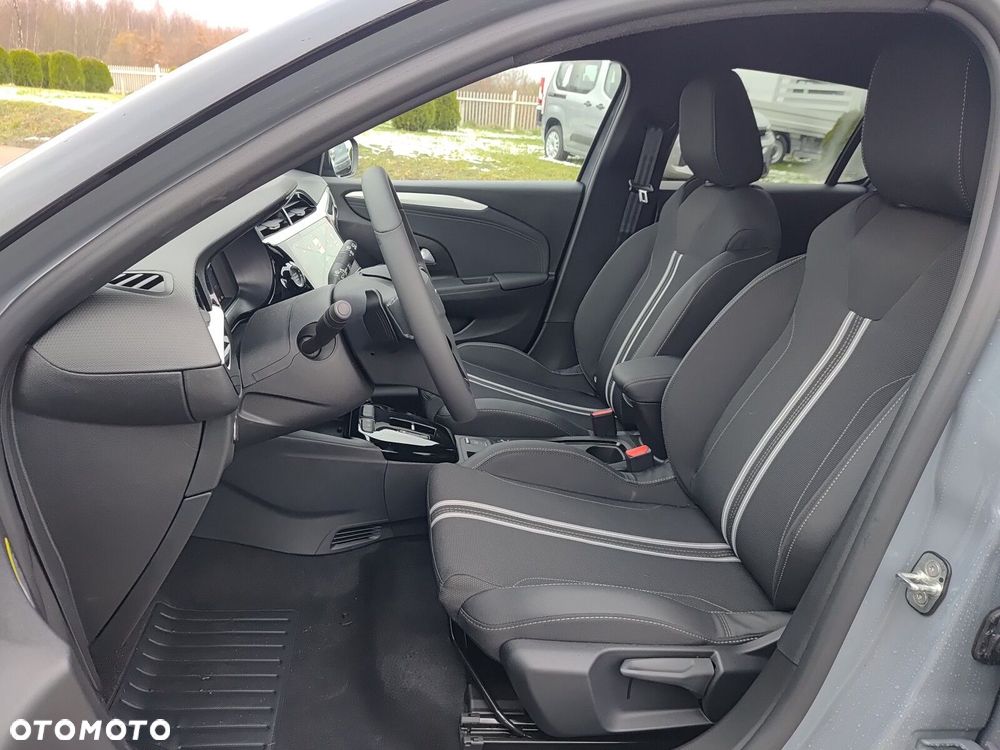 Opel Corsa 1.2 T mHEV GS eDCT - 10