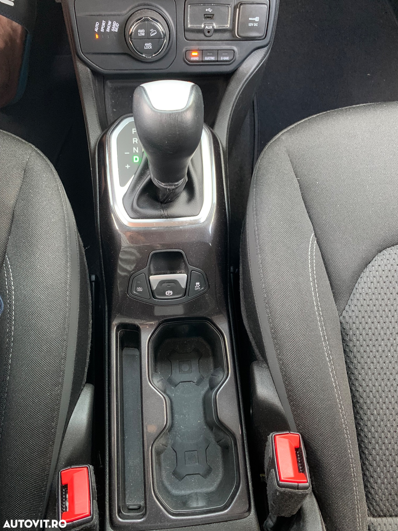 Jeep Renegade 1.3 T-GDI 4xe PLUG-IN Hybrid Automatik Summit - 27