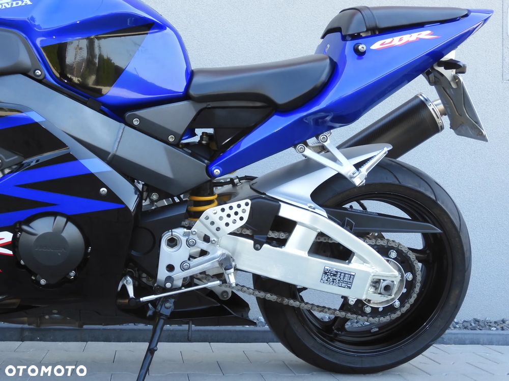 Honda CBR - 37