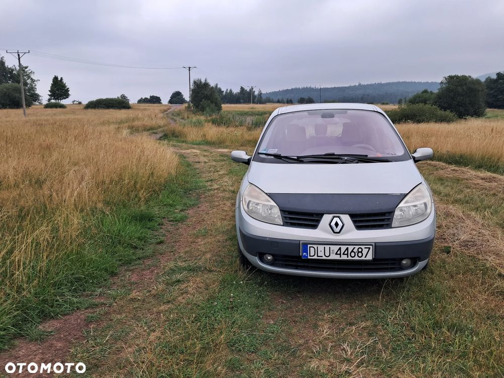 Renault Scenic 1.6 Confort Privilege - 1