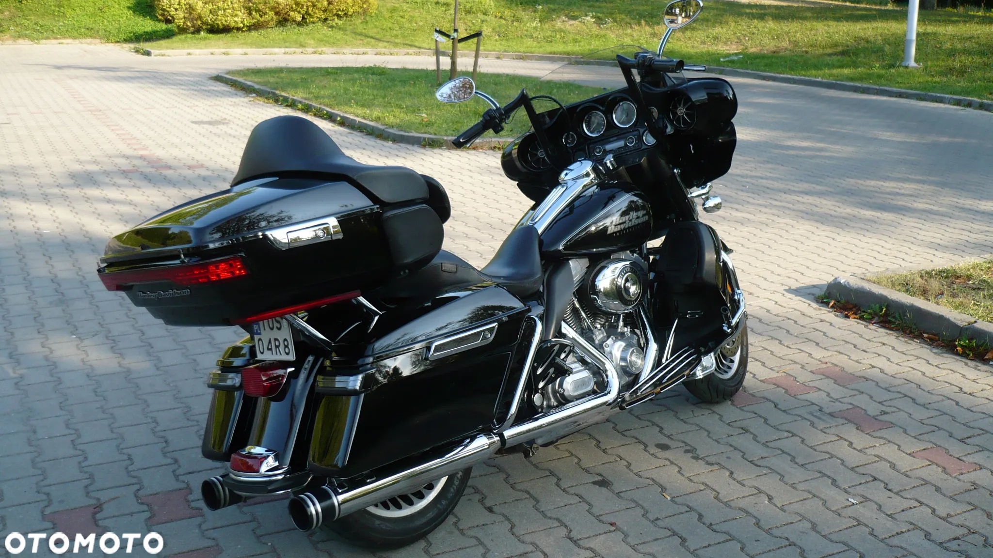 Harley-Davidson FLH Electra Glide - 3
