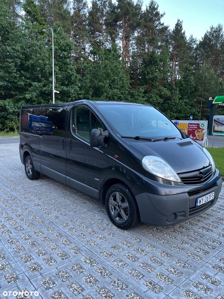 Opel Vivaro - 1