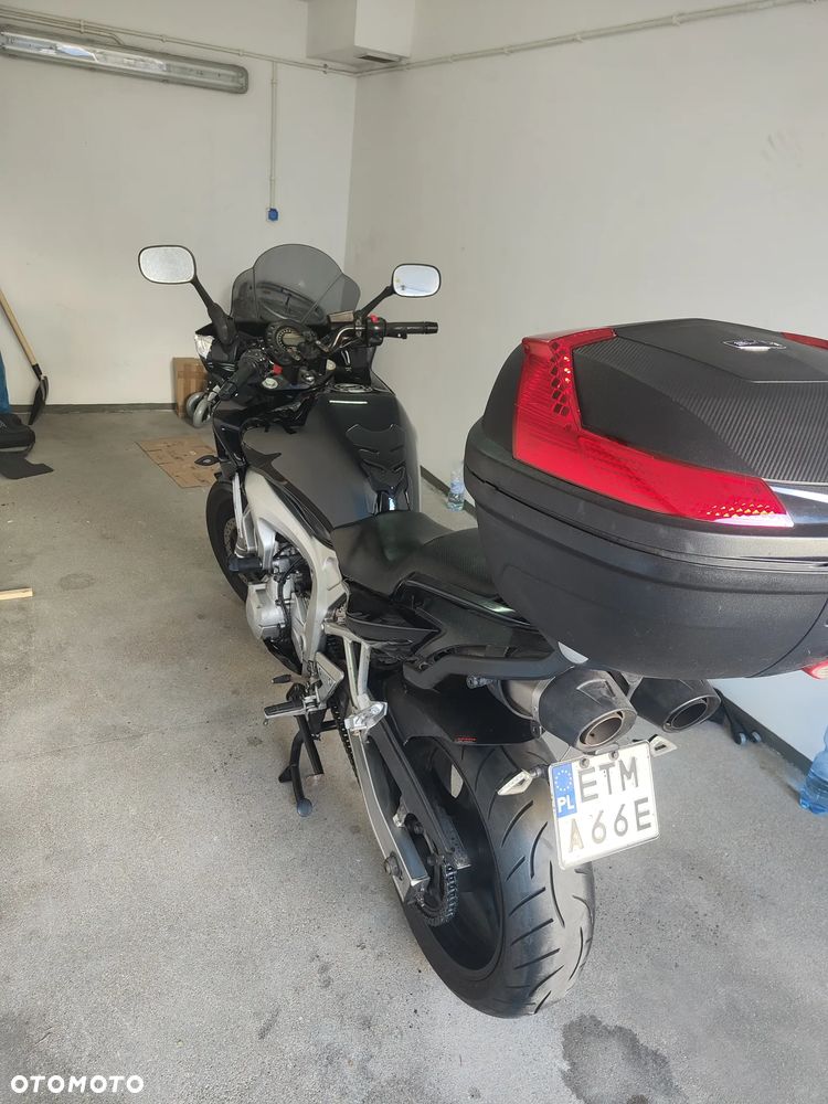 Yamaha FZ6 - 4