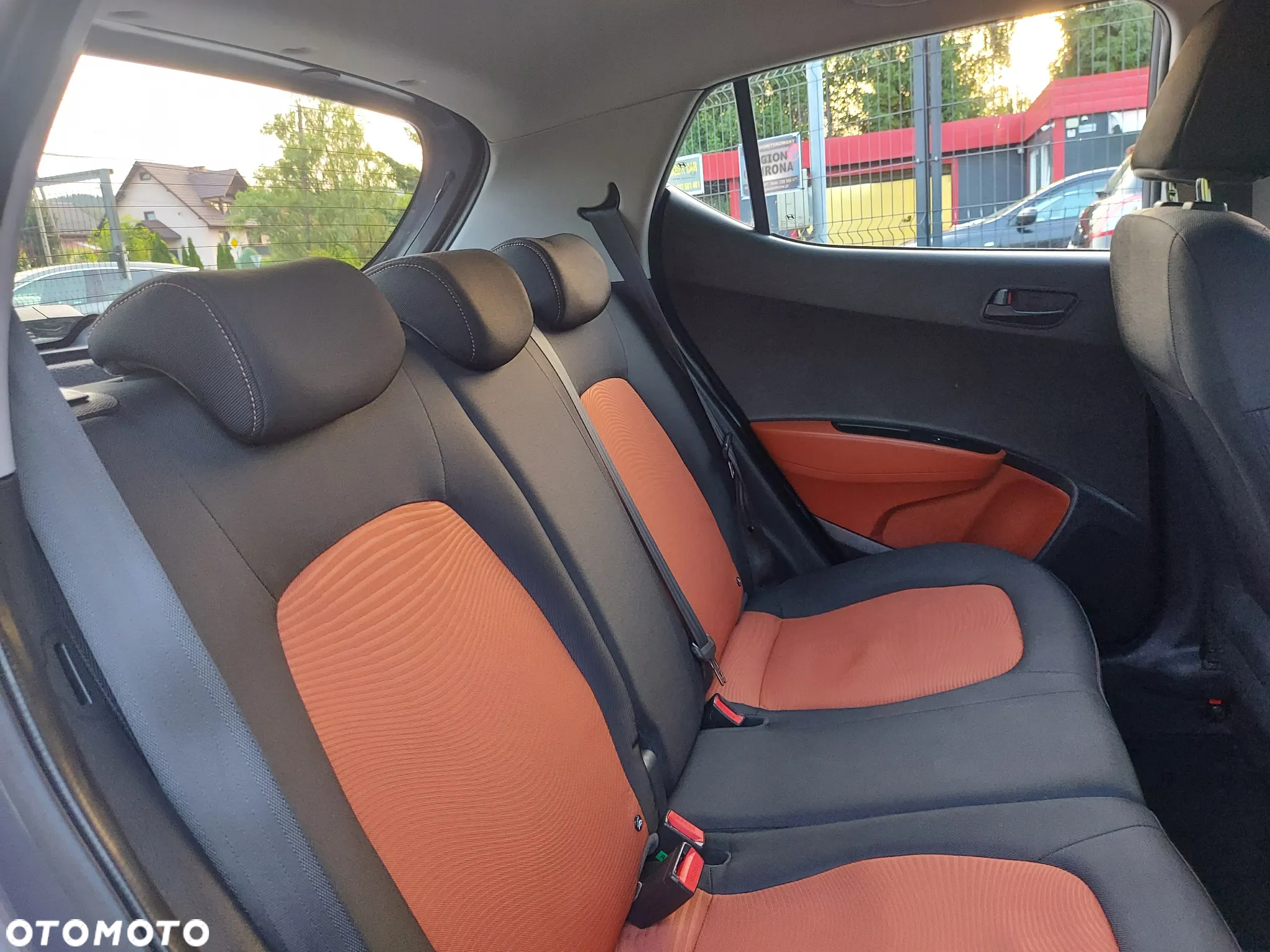 Hyundai i10 1.2 Intro Edition - 23