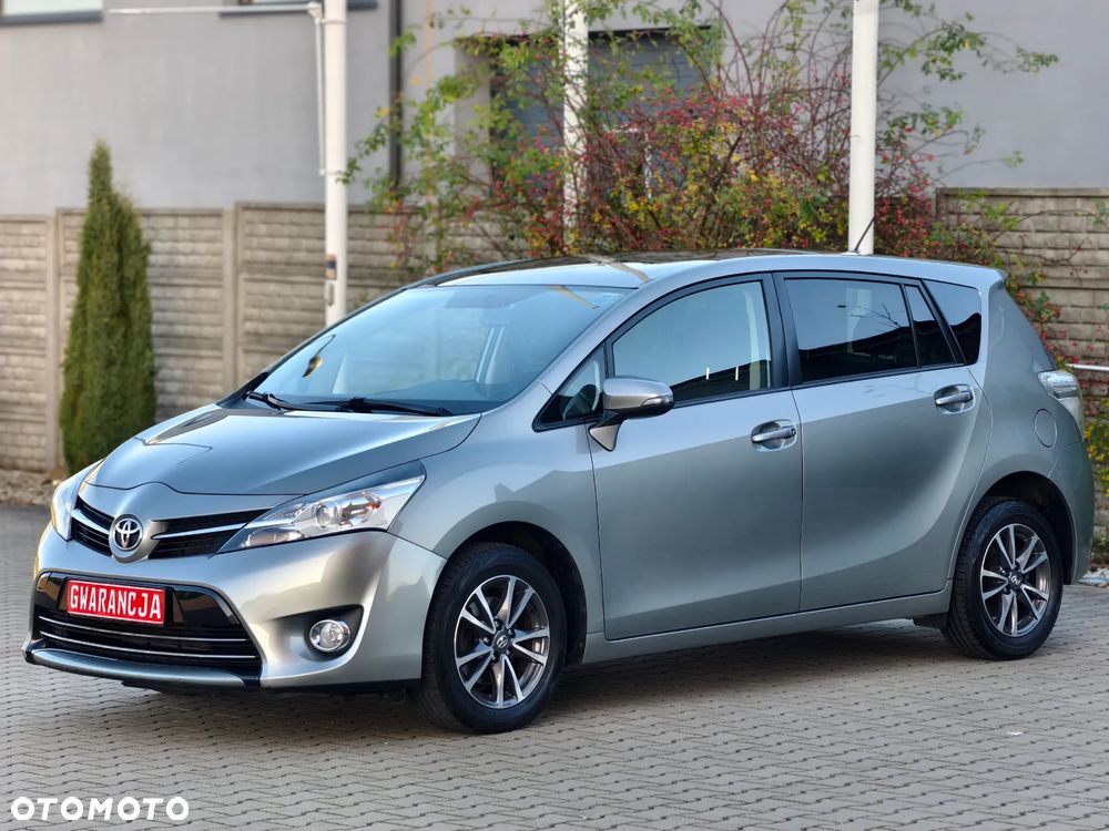 Toyota Verso 1.8 7-Sitzer Skyview Edition - 32