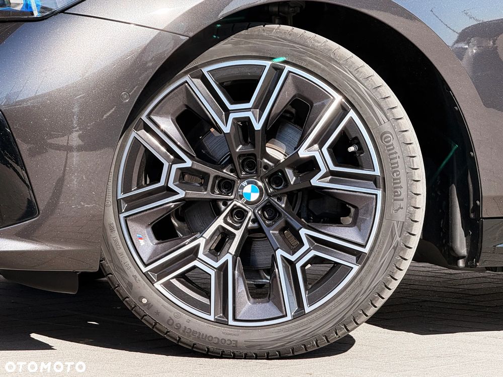 BMW Seria 5 520d - 14