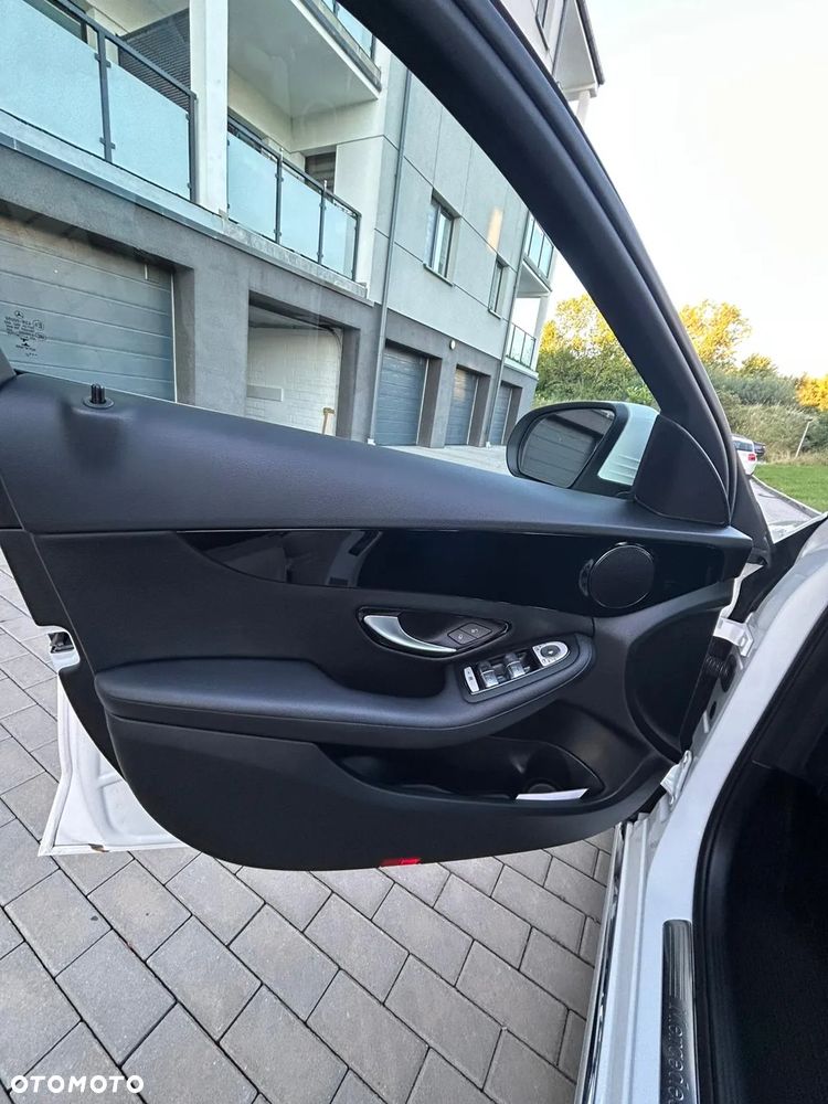 Mercedes-Benz Klasa C 160 9G-TRONIC - 3