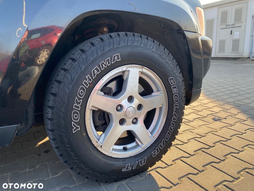 Jeep Grand Cherokee - 8