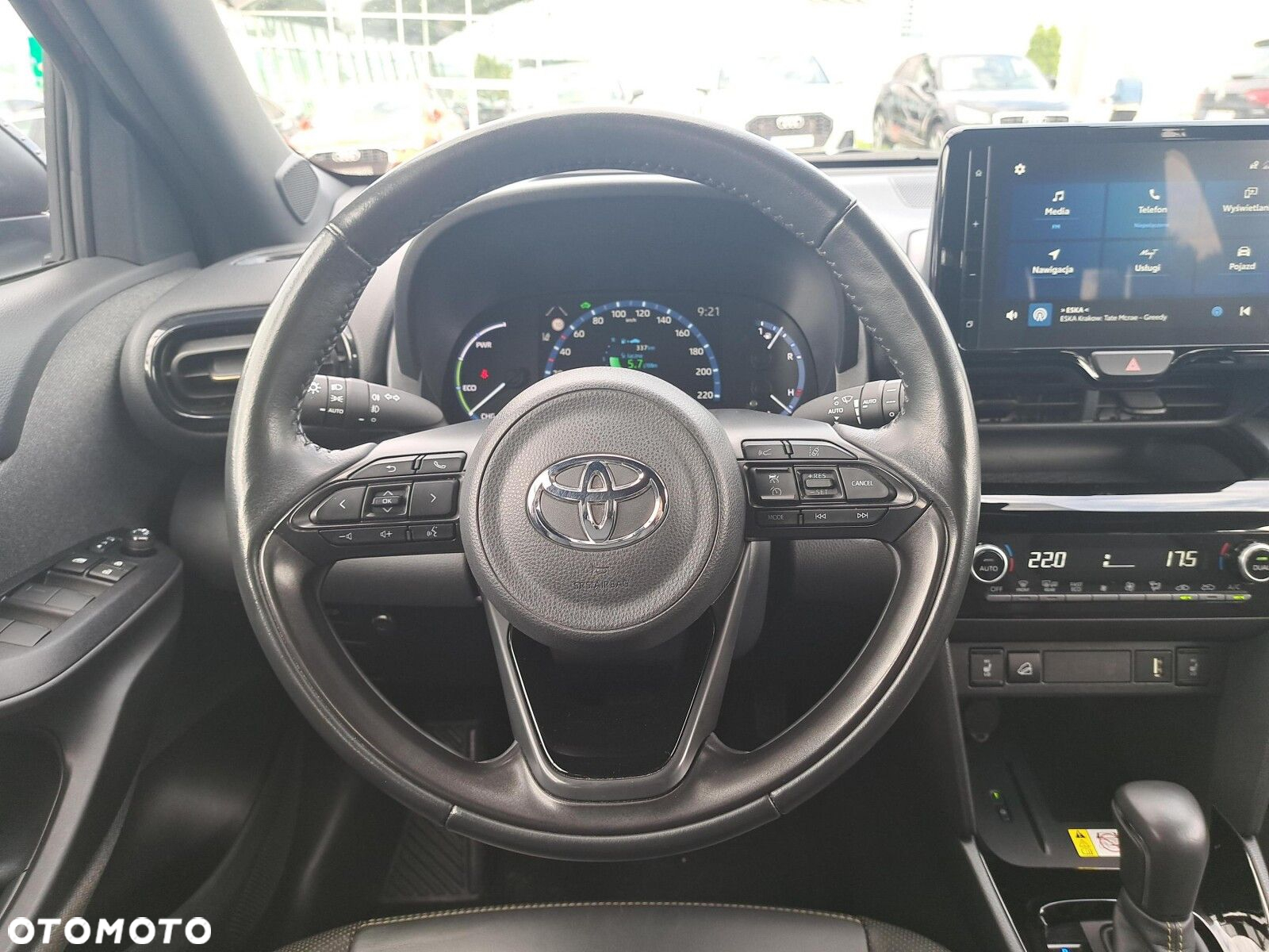 Toyota Yaris Cross - 15