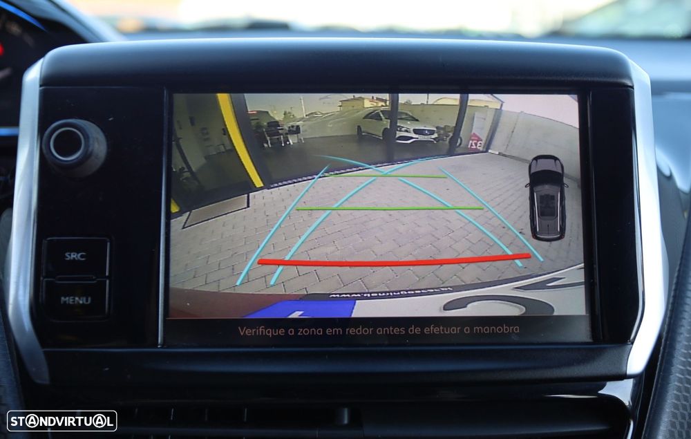 Peugeot 2008 1.6 BlueHDi Allure - 12