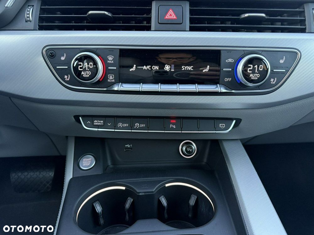 Audi A4 Limousine - 23