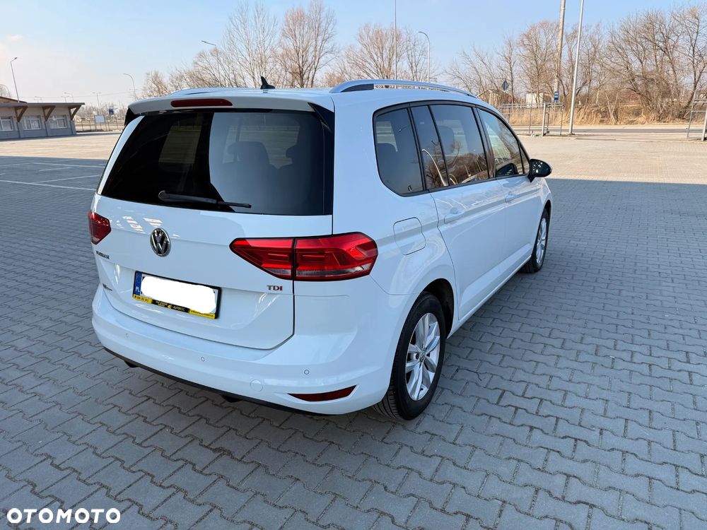 Volkswagen Touran 1.6 TDI SCR (BlueMotion Technology) DSG Trendline - 6