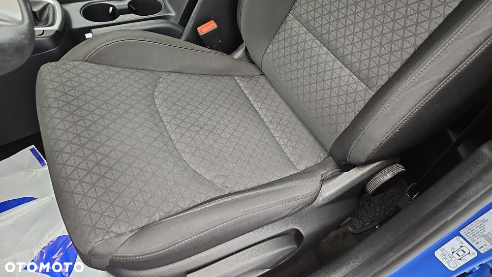 Kia Ceed 1.5 T-GDI S - 12