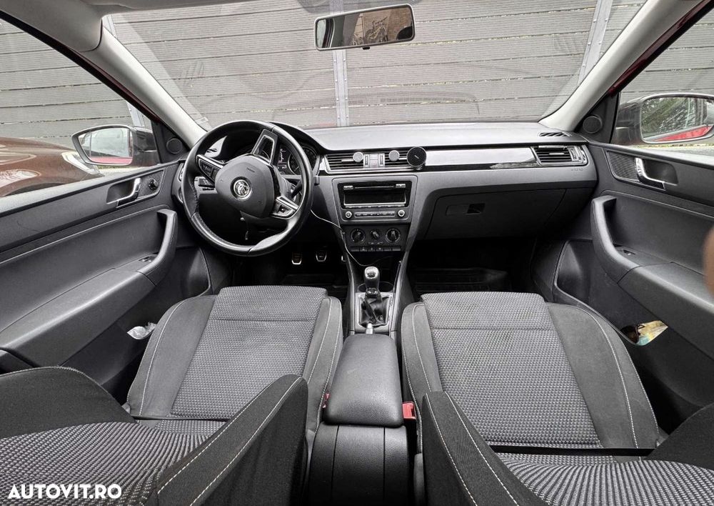 Skoda RAPID 1.2 TSI Ambition - 8