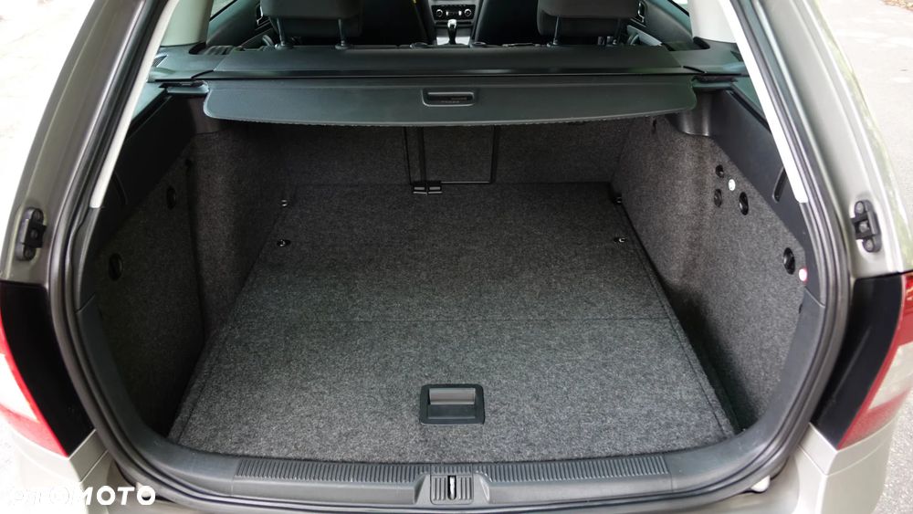 Skoda Octavia 1.4 TSI Ambiente Green tec - 31