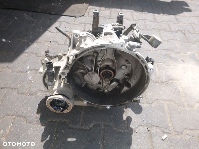 MANUALNA SKRZYNIA BIEGÓW SKODA FABIA I 1.4 MPI FNK - 8