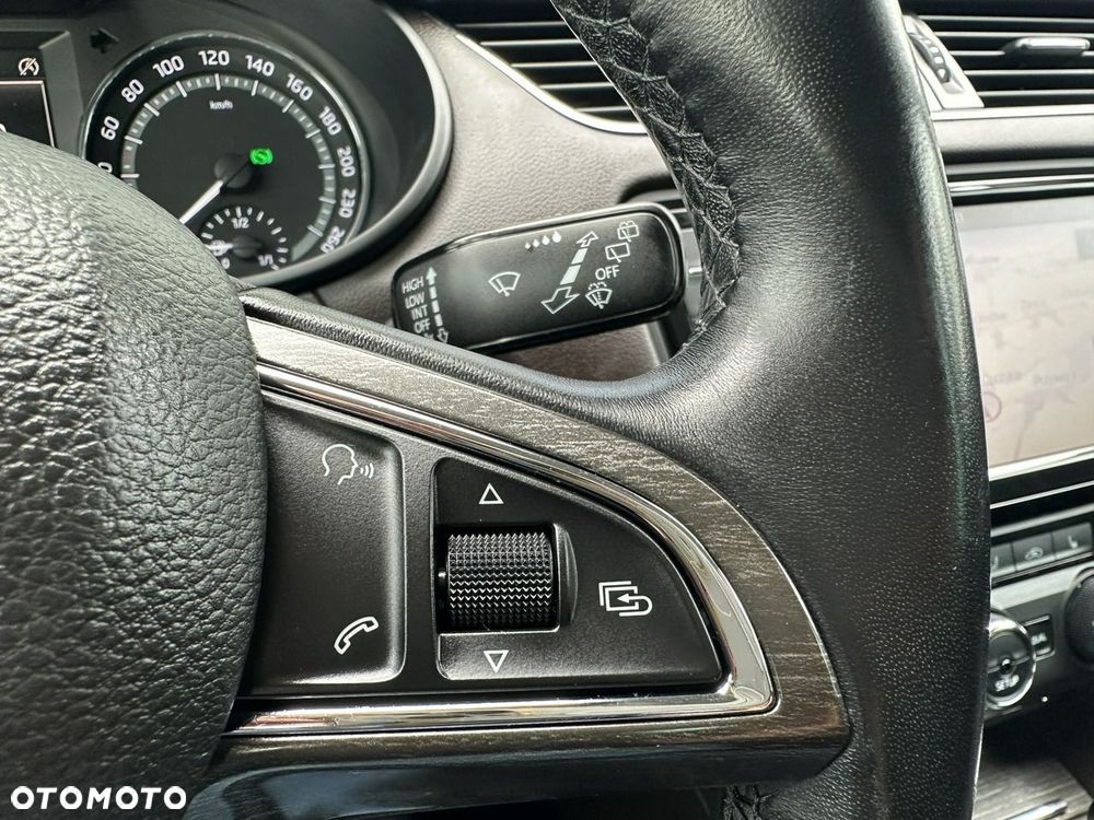 Skoda Octavia 2.0 TDI 4x4 DSG Scout - 21