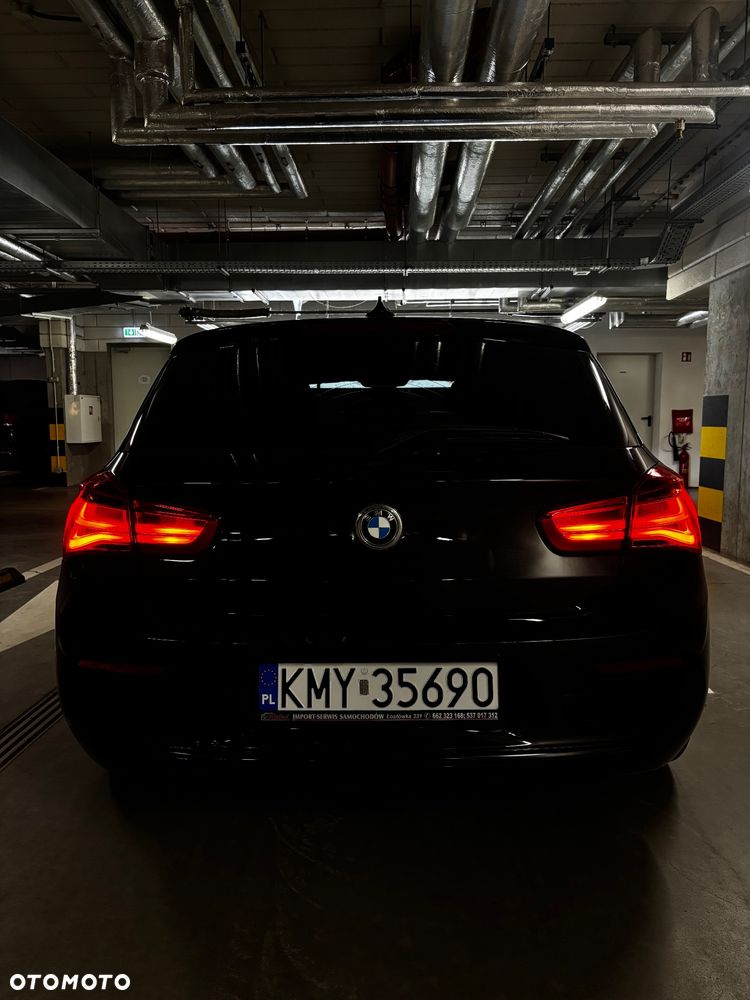 BMW Seria 1 120d xDrive - 17