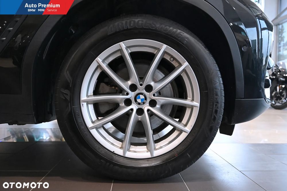 BMW X3 xDrive20d Advantage - 24