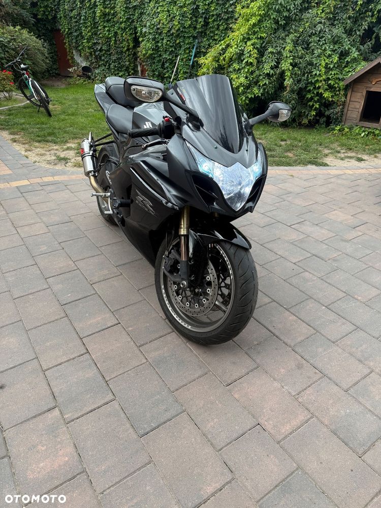 Suzuki GSX-R - 12