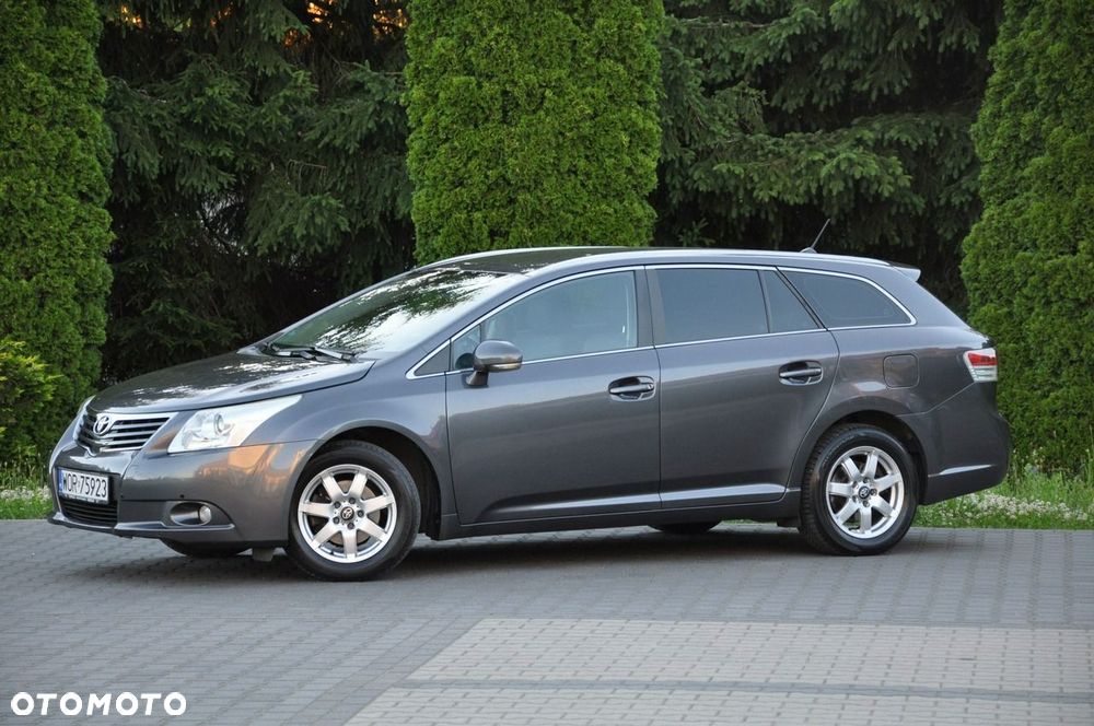 Toyota Avensis Touring Sports 1.8 Multidrive S Comfort - 4