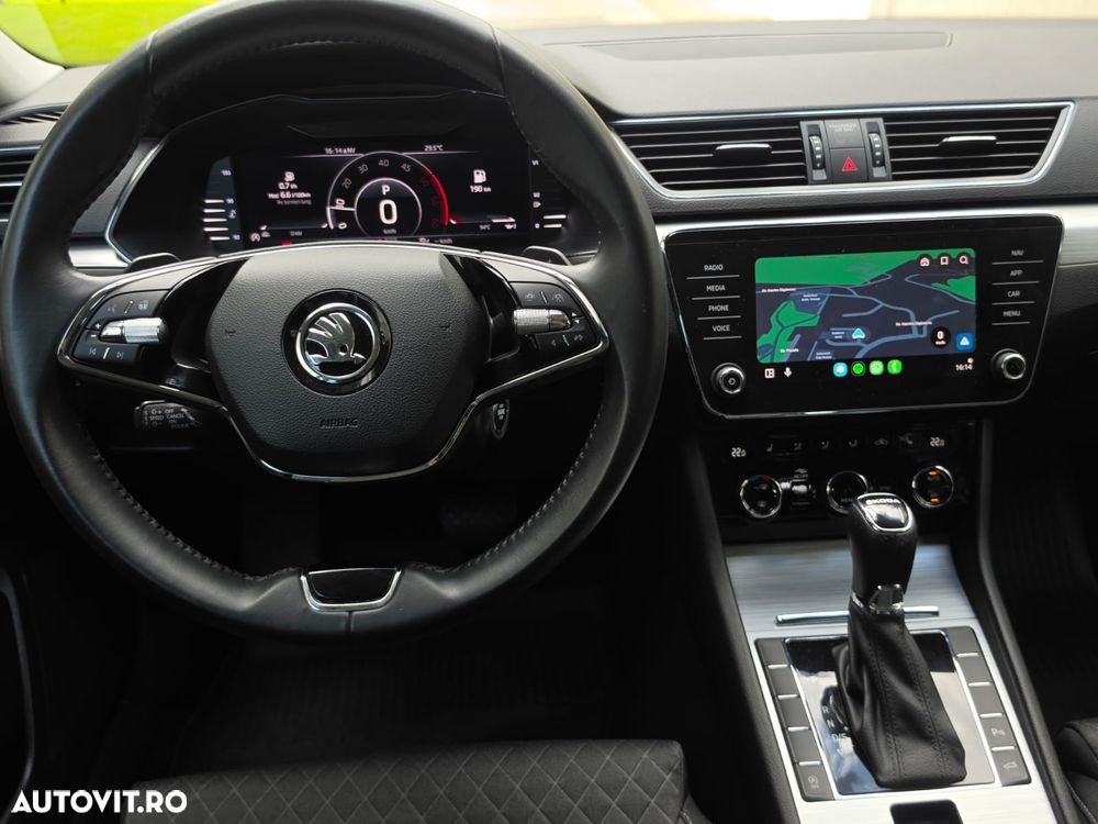 Skoda Superb 2.0 TDI DSG Style - 17