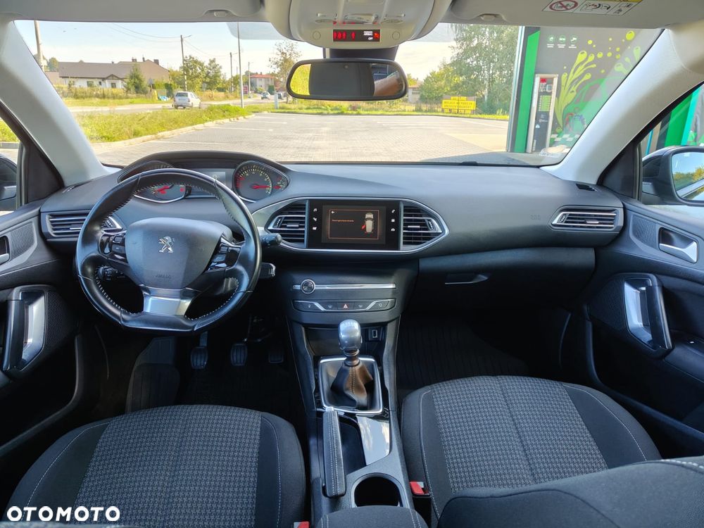 Peugeot 308 PureTech 110 Stop & Start Allure - 17