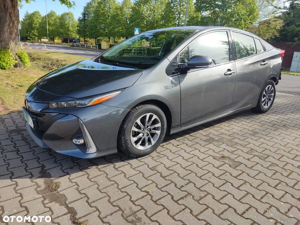 Toyota Prius - 3