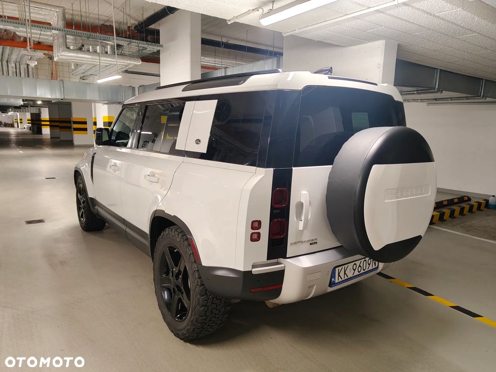 Land Rover Defender 110 P400 SE - 30