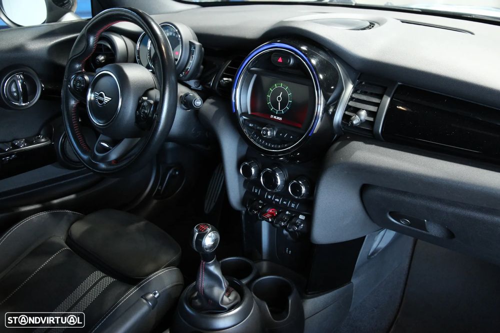 MINI Cabrio Cooper JCW - 10