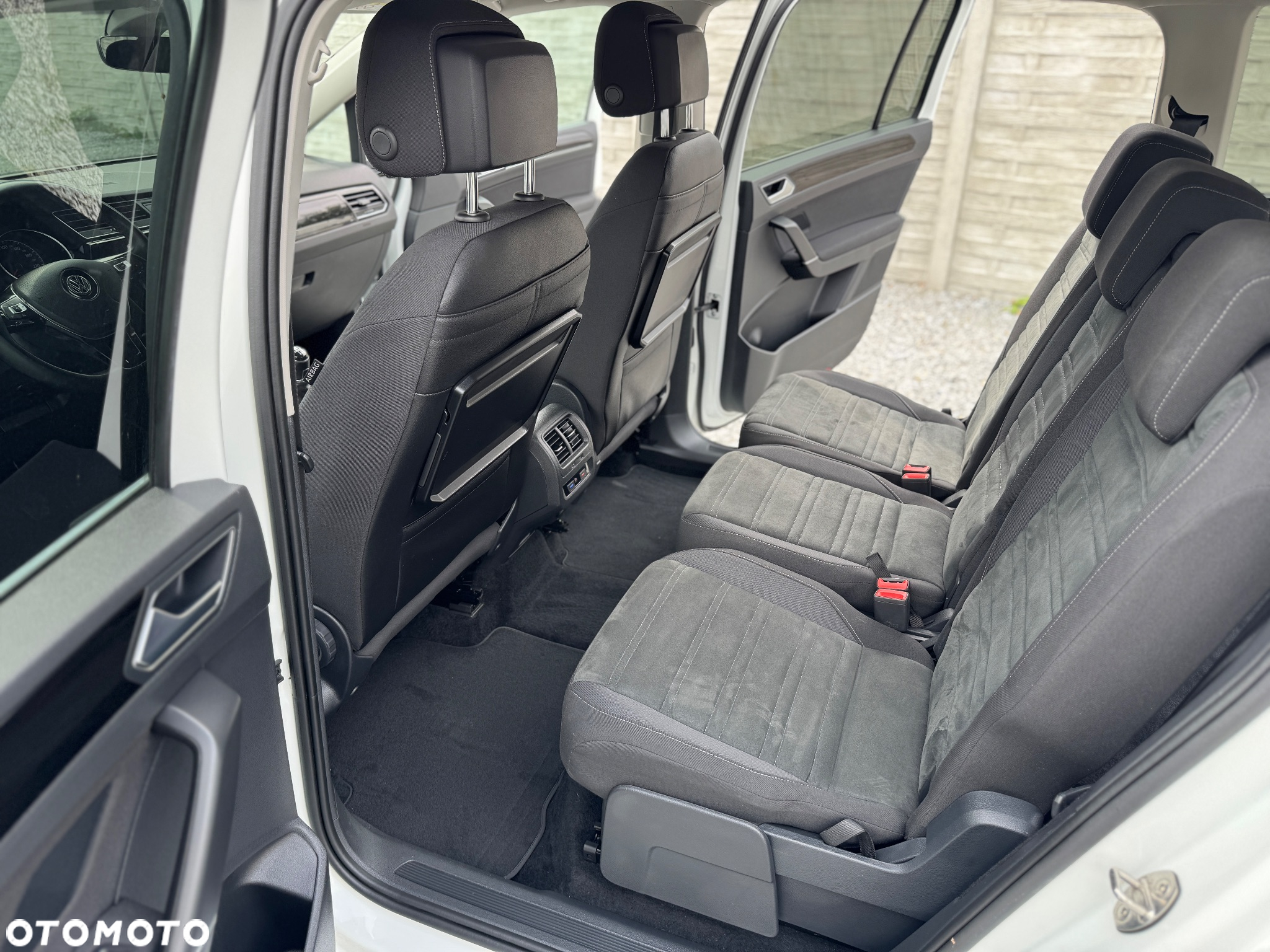Volkswagen Touran 1.6 TDI SCR (BlueMotion Technology) Trendline - 6
