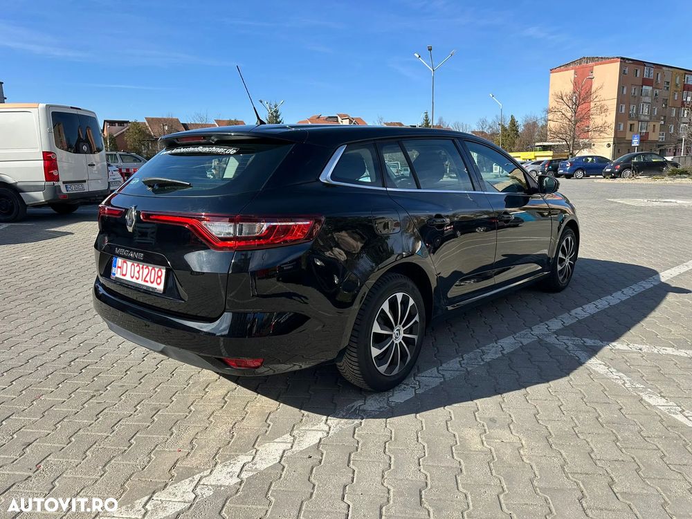 Renault Megane ENERGY TCe 100 EXPERIENCE - 4