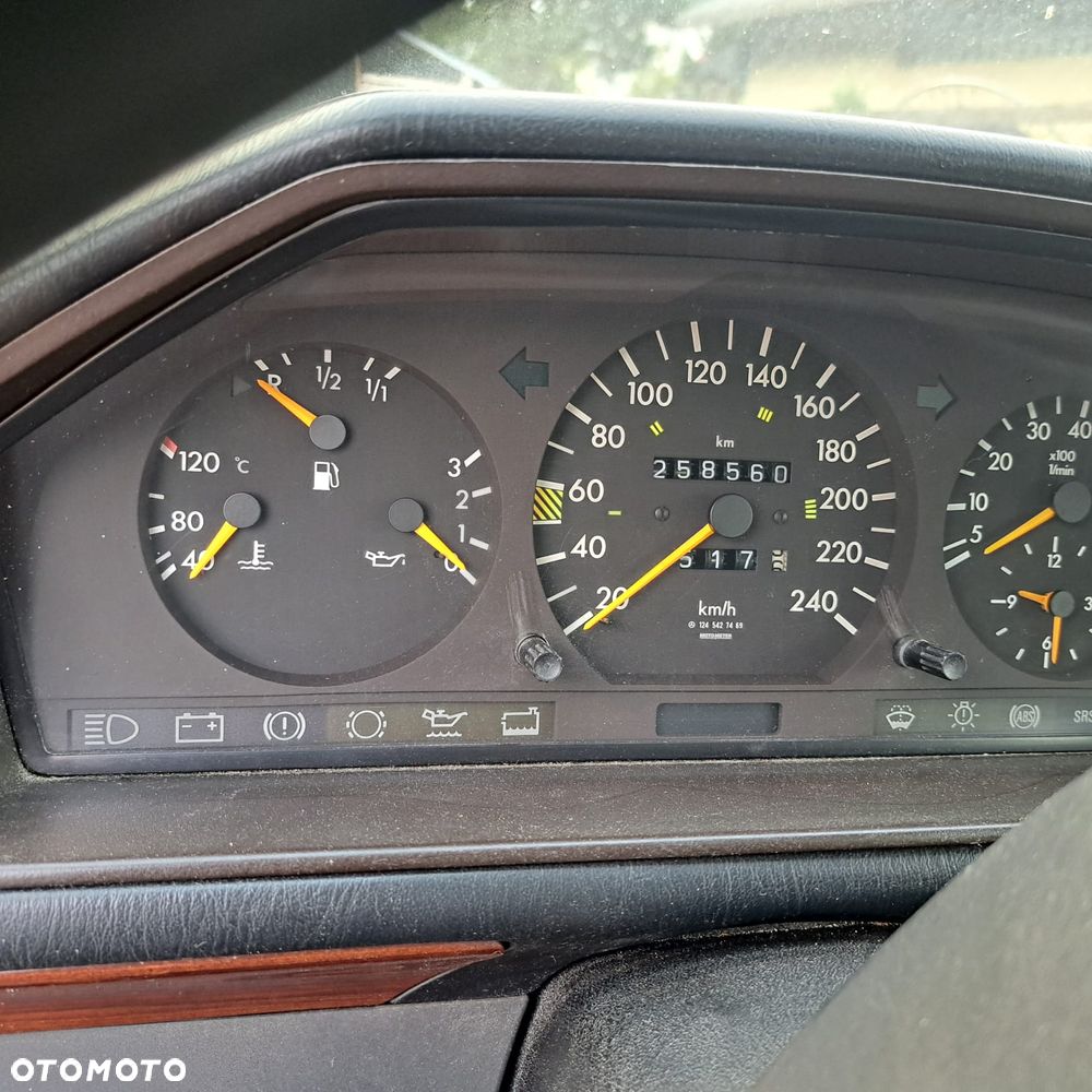 Mercedes-Benz W124 (1984-1993) - 7