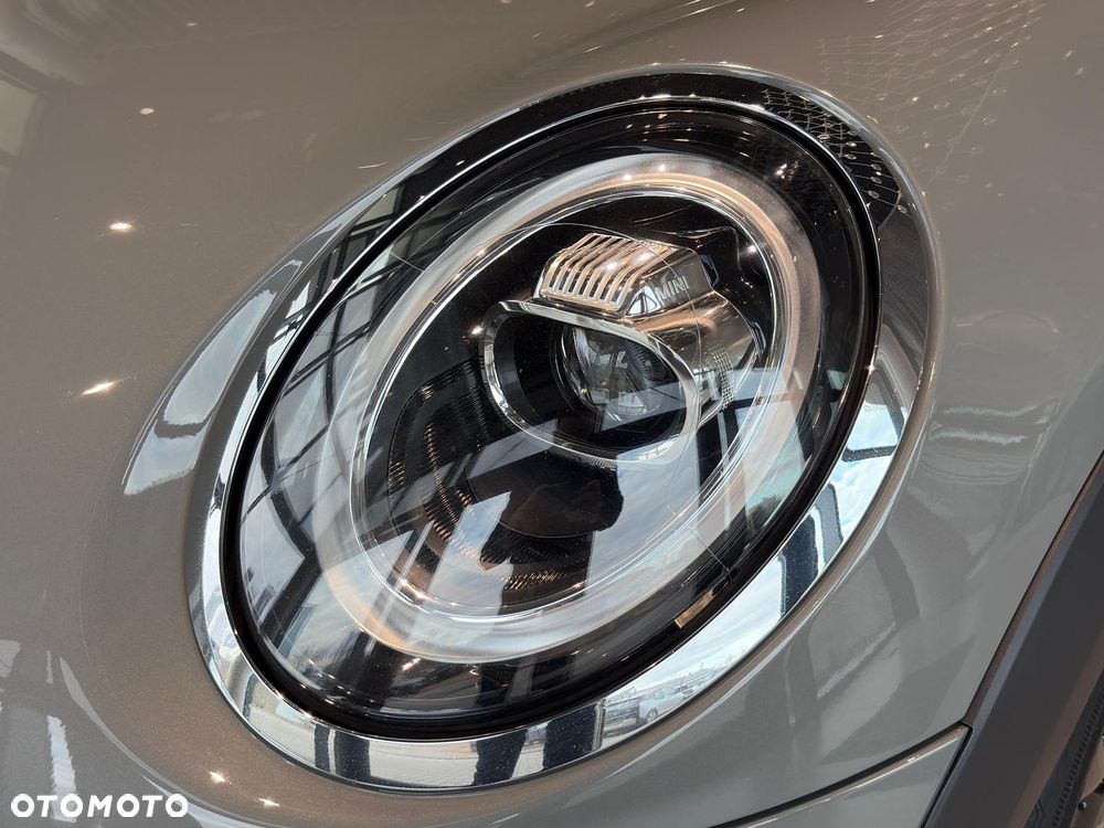 MINI Cooper Classic Trim - 8