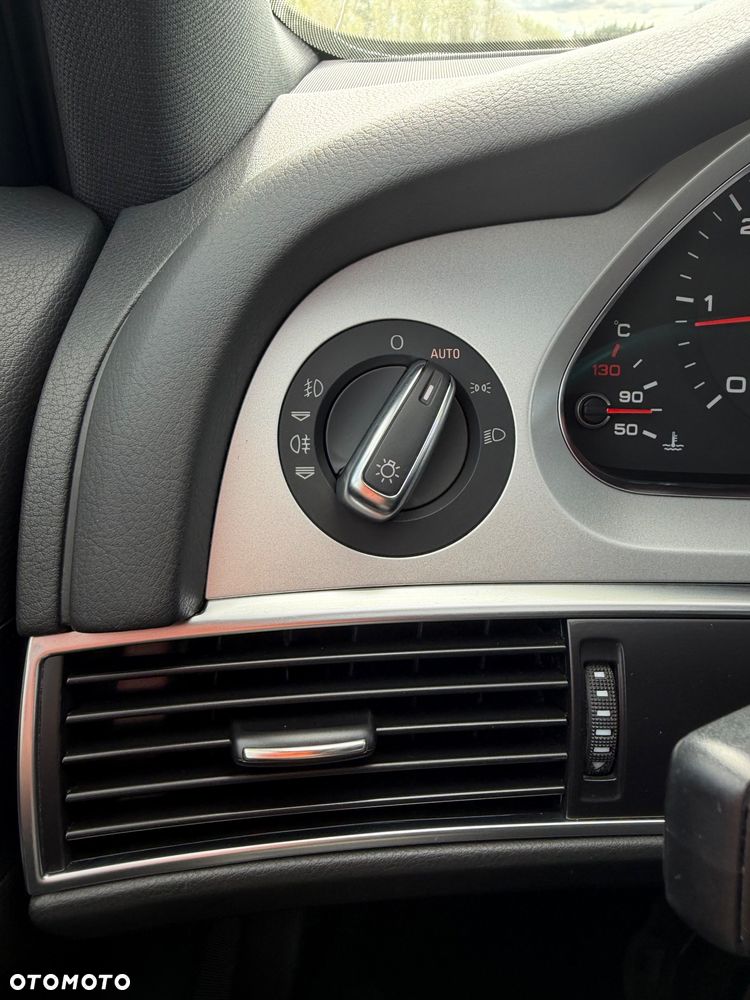 Audi A6 Avant 2.7 TDI DPF multitronic - 24