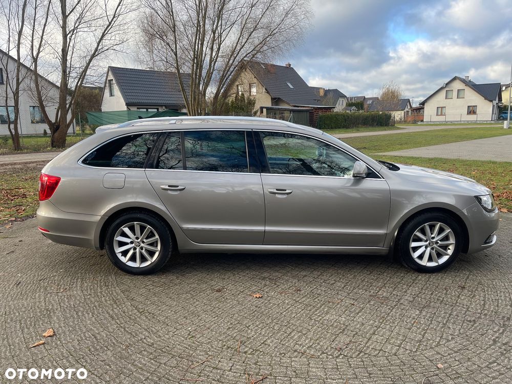 Skoda Superb 2.0 TDI DSG Exclusive - 12