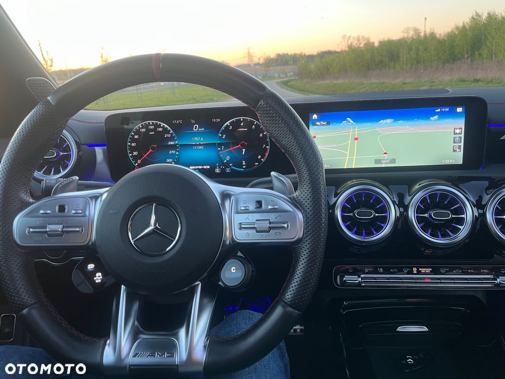 Mercedes-Benz CLA AMG 45 4-Matic 8G-DCT - 19