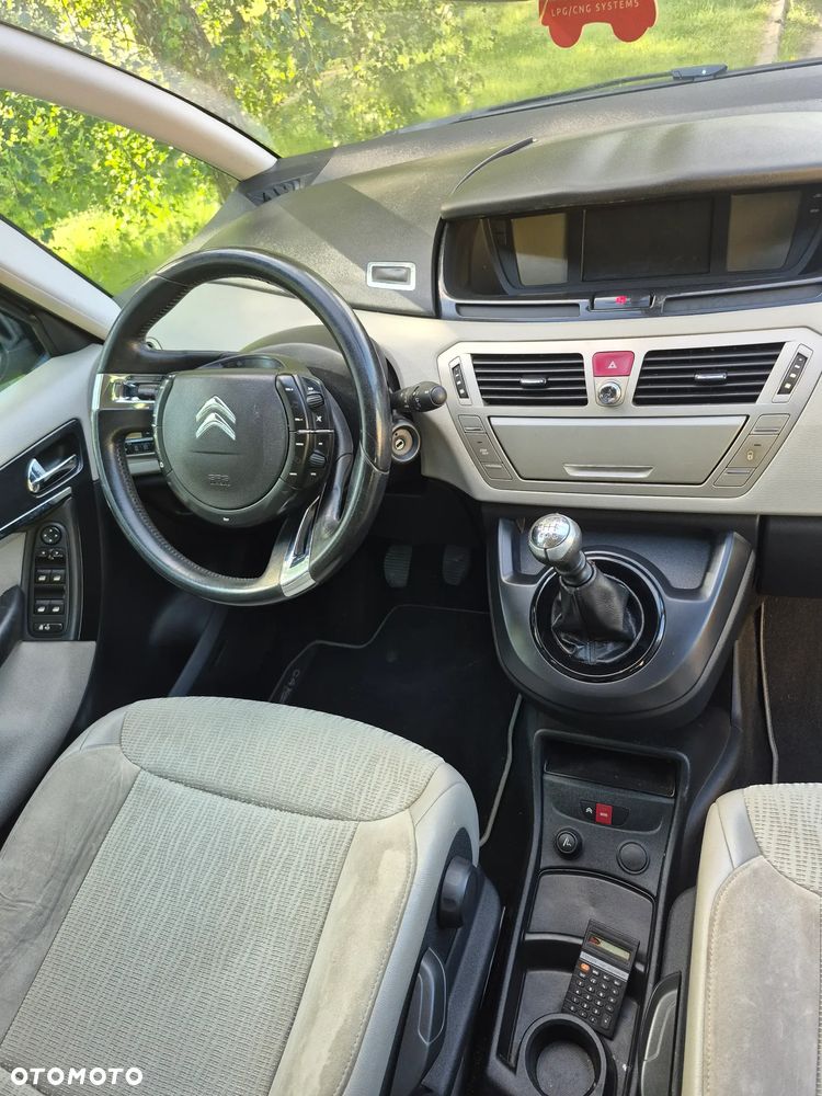 Citroën C4 Picasso - 6