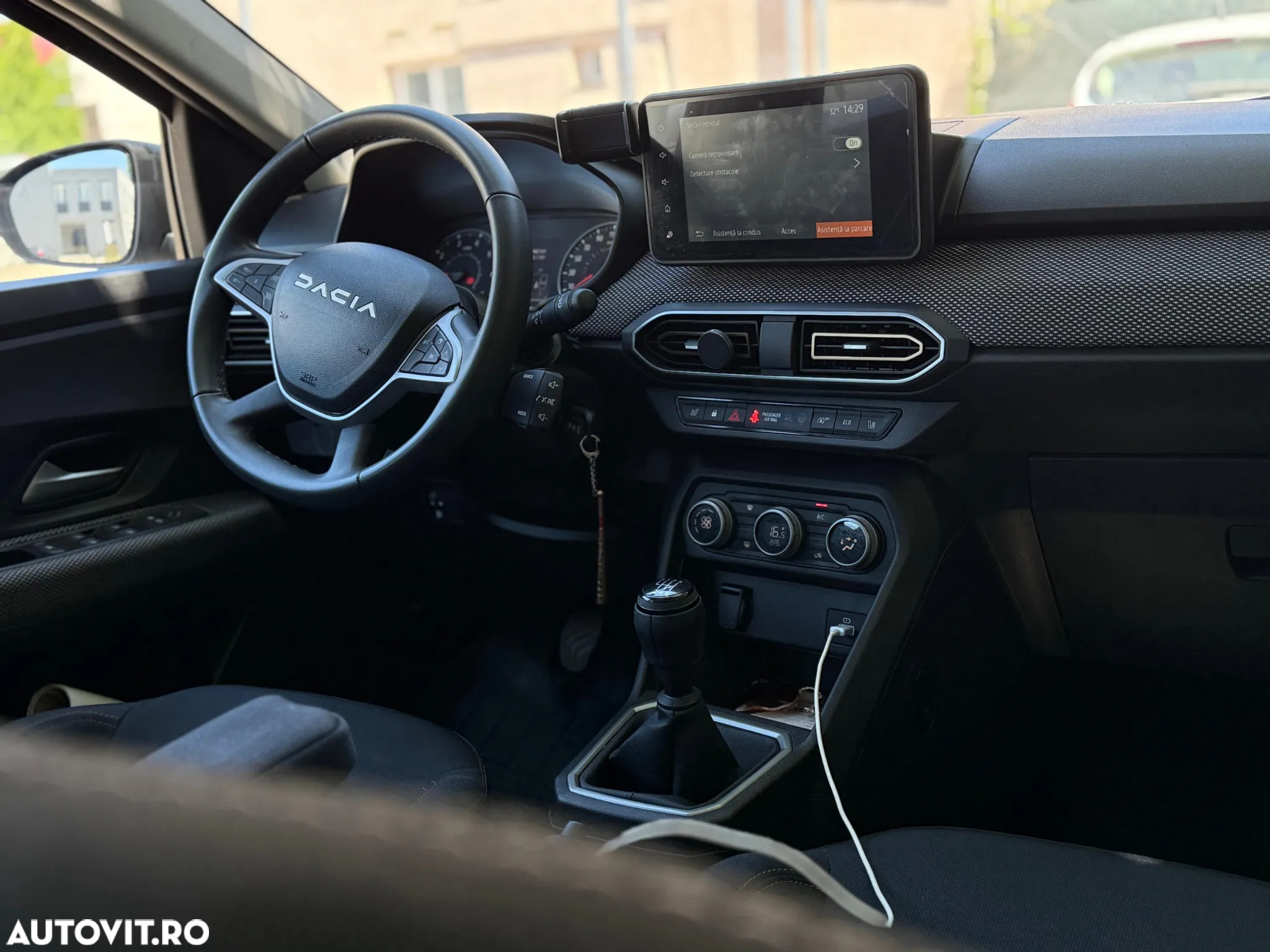 Dacia Sandero Stepway TCe 90 MT6 Expression - 12