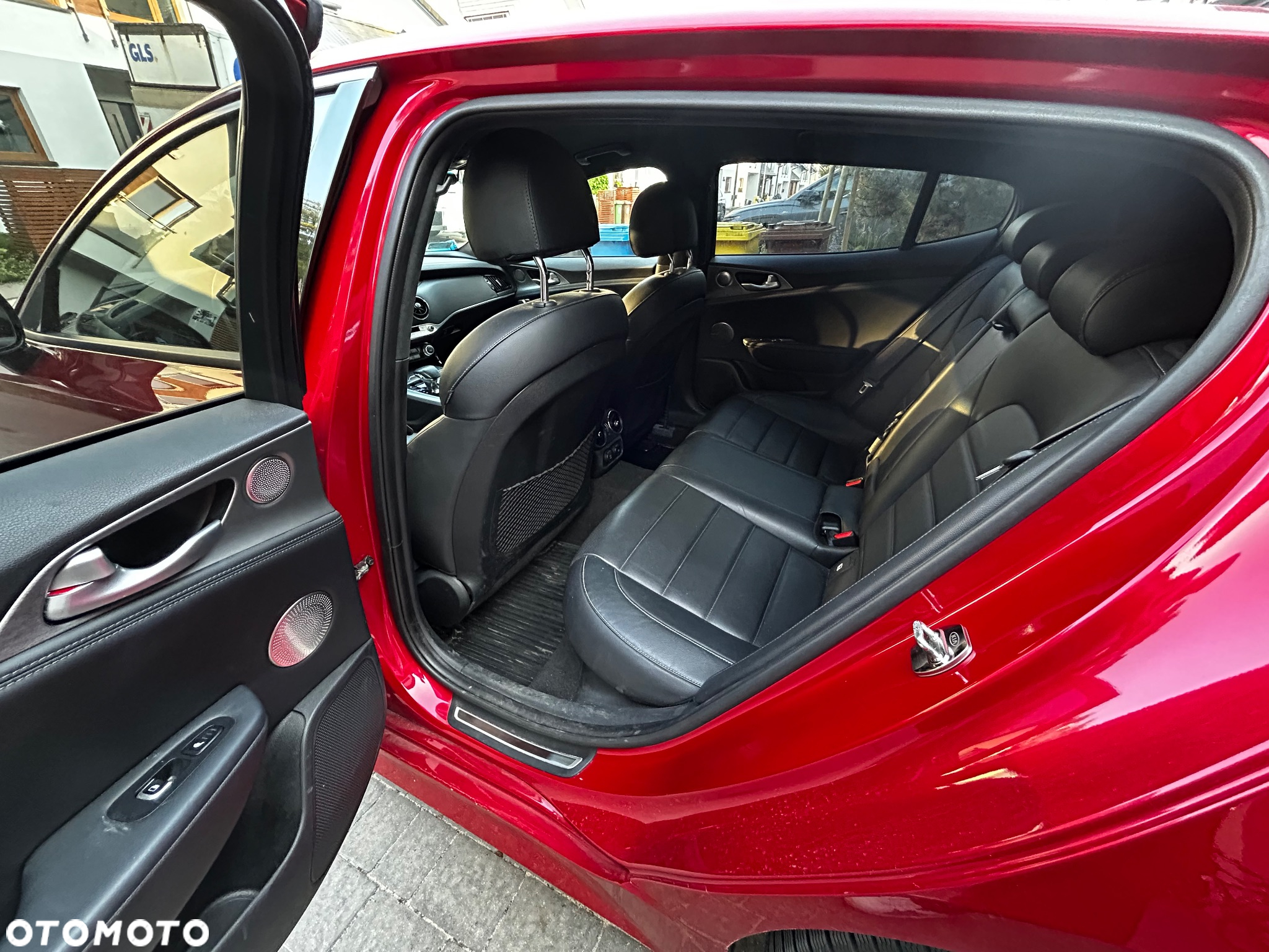 Kia Stinger 2.0 T-GDI GT Line - 11