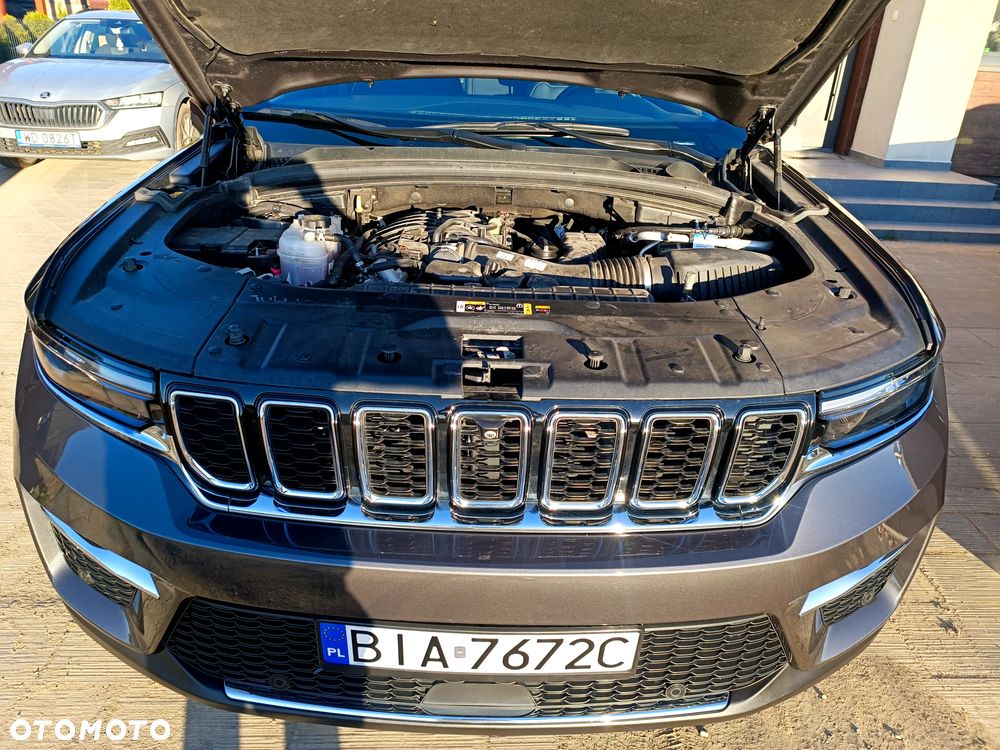 Jeep Grand Cherokee - 22