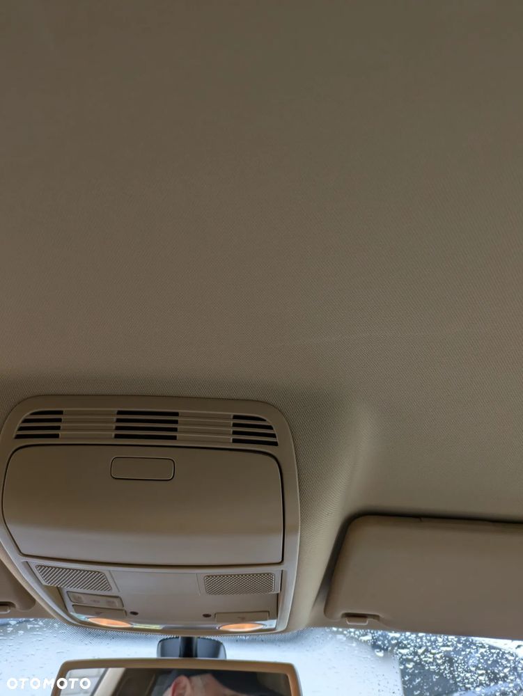 Volkswagen Golf - 18