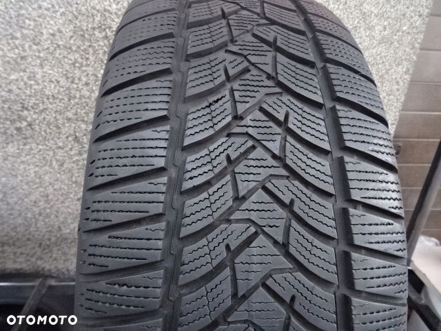 235/55/R17 103V Dunlop Winter Sport 5 - 1