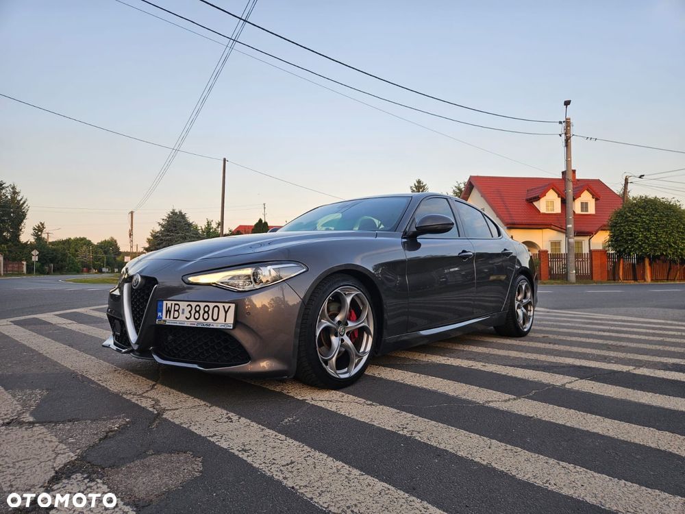 Alfa Romeo Giulia 2.0 Turbo Veloce - 12