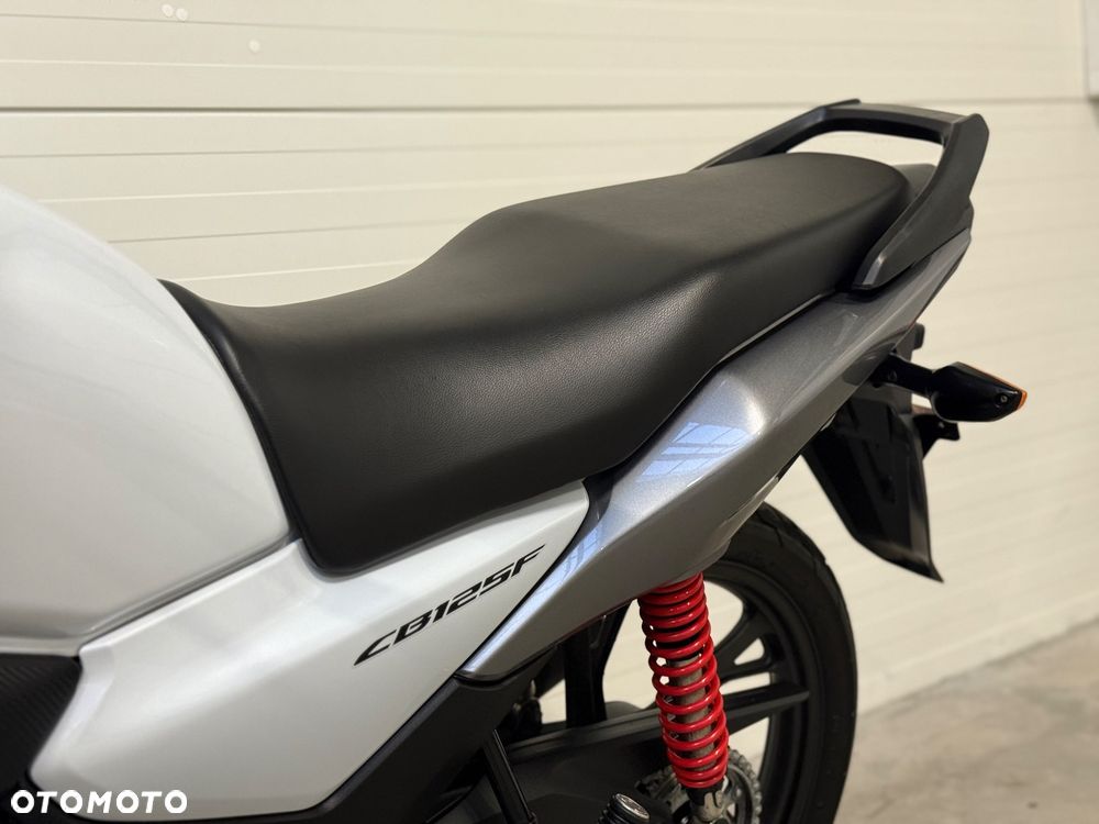 Honda CB - 33