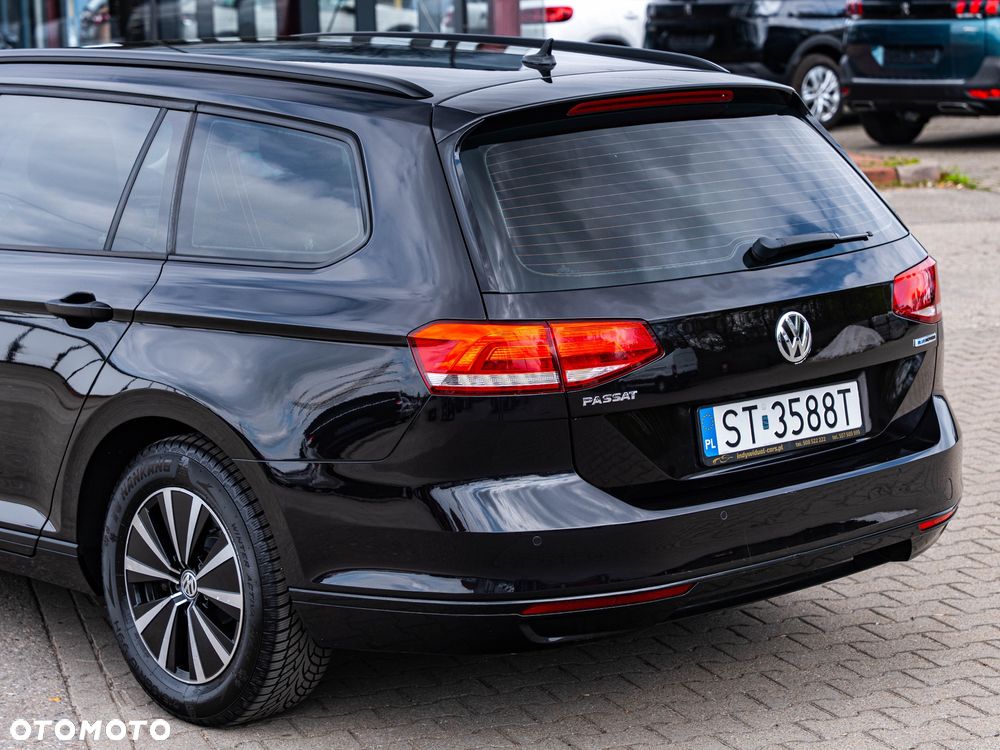 Volkswagen Passat Variant 1.6 TDI BMT Trendline - 11