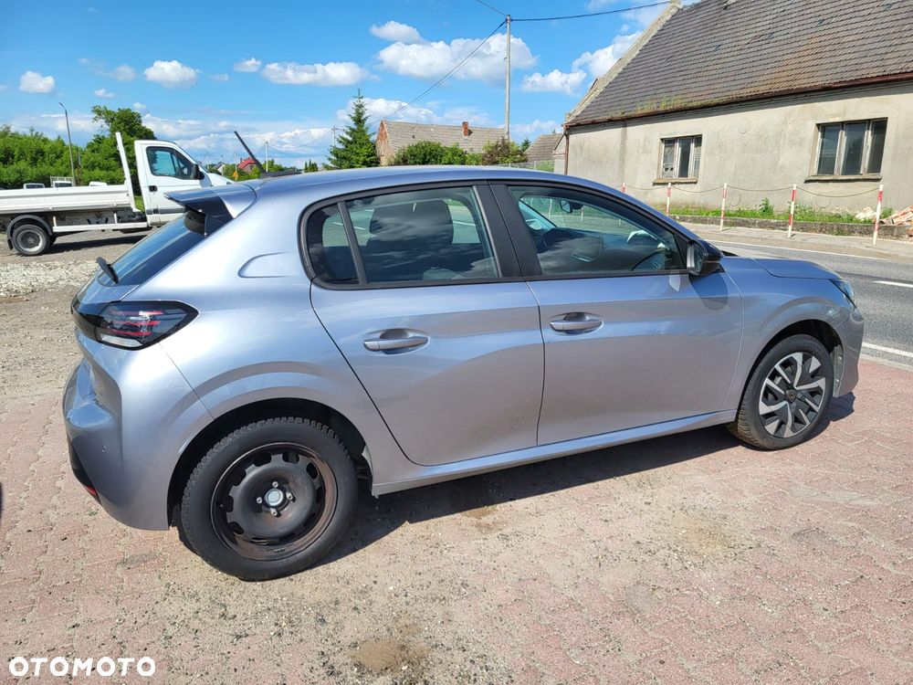 Peugeot 208 Benzin 100 Allure - 3