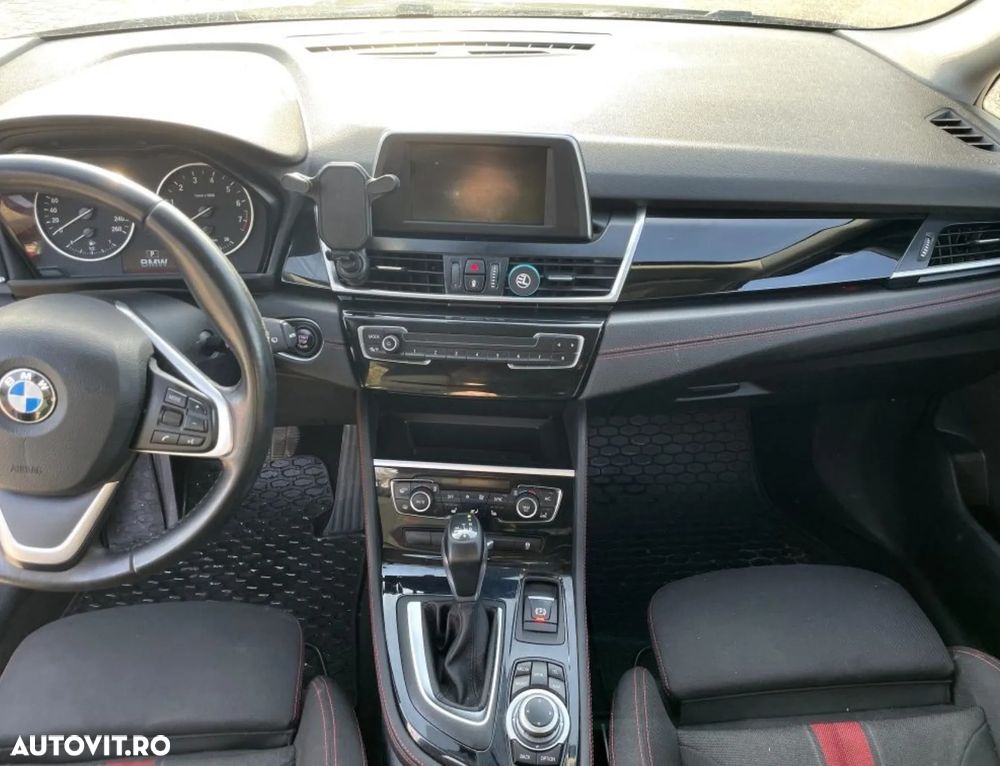 BMW Seria 2 218i AT Sport Line - 6