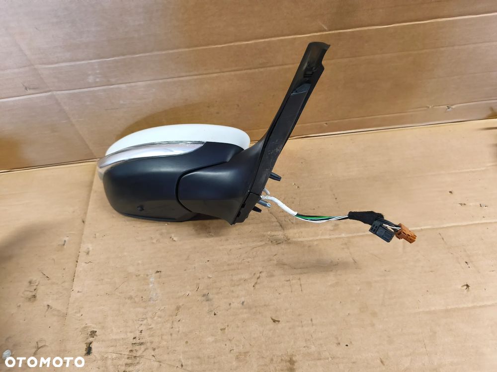 LUSTERKO PRAWE 6+3 9 PIN PEUGEOT 208 2008 EU - 3
